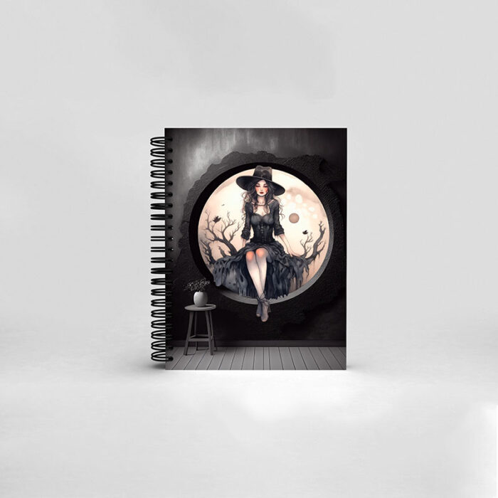“Portada de libreta de arte gótico con diseño de luna llena y figura en silueta, ideal para creativos y soñadores.”